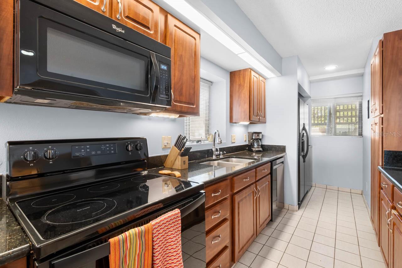 819 Bahia Del Sol Dr #a Property Photo 8