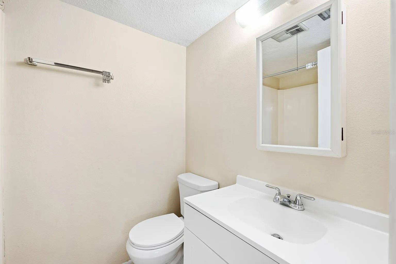 2525 W Bay Dr #a16 Property Photo 11