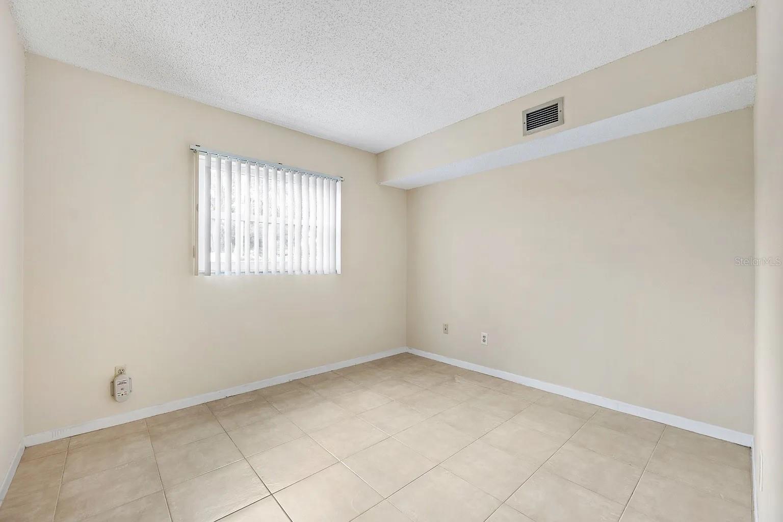 2525 W Bay Dr #a16 Property Photo 15