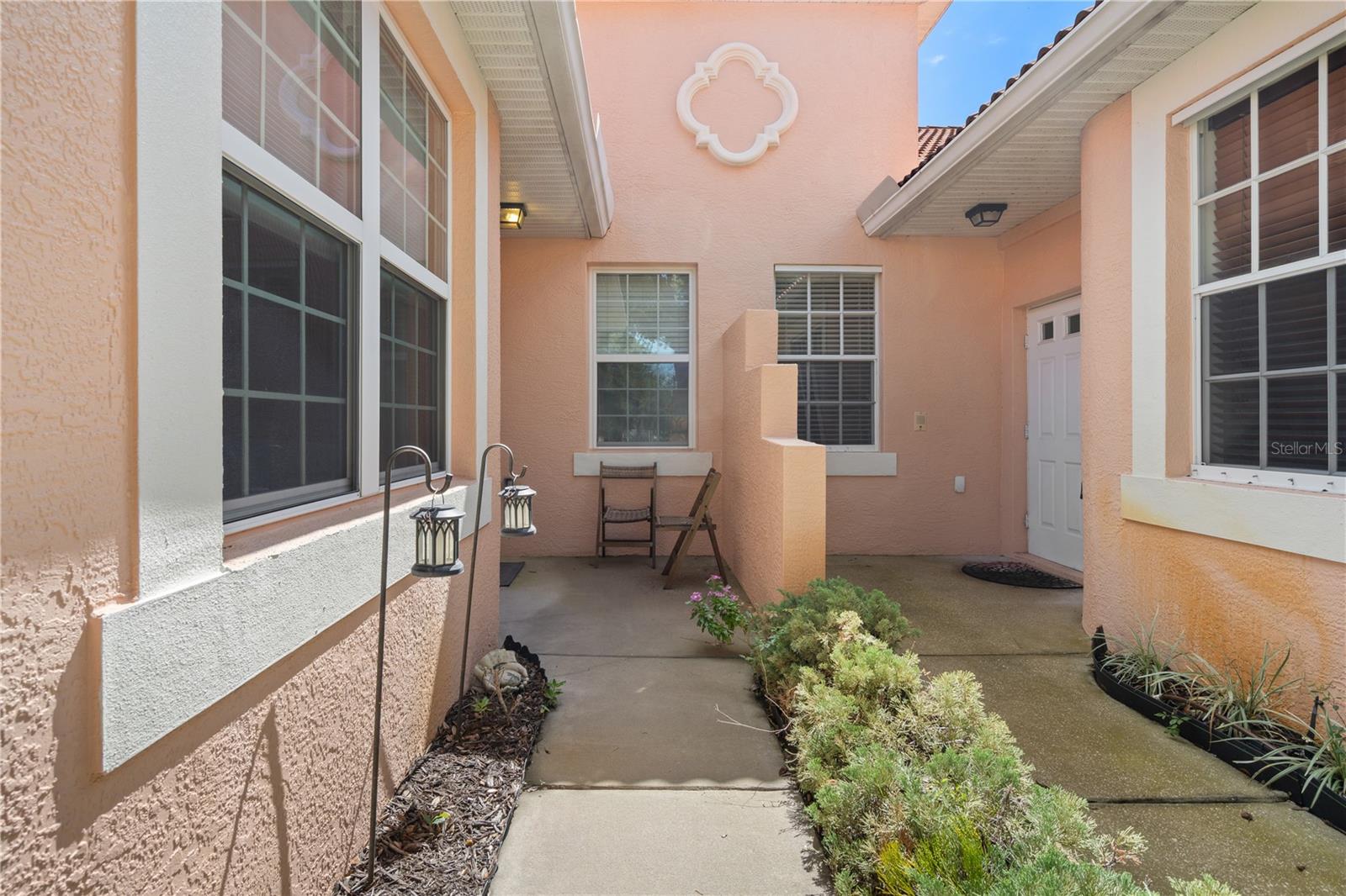 5626 Cortina Ln Property Photo 9