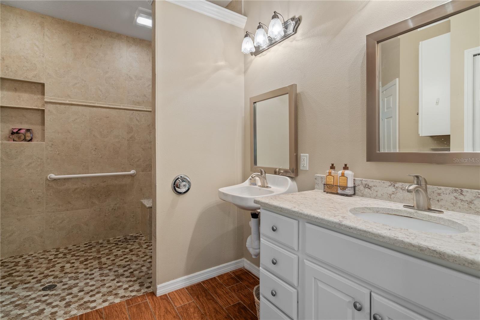 5626 Cortina Ln Property Photo 29