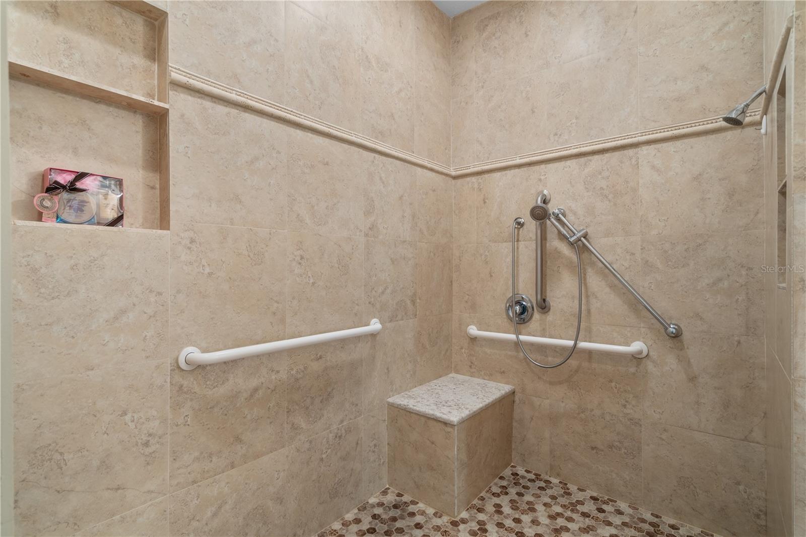 5626 Cortina Ln Property Photo 31