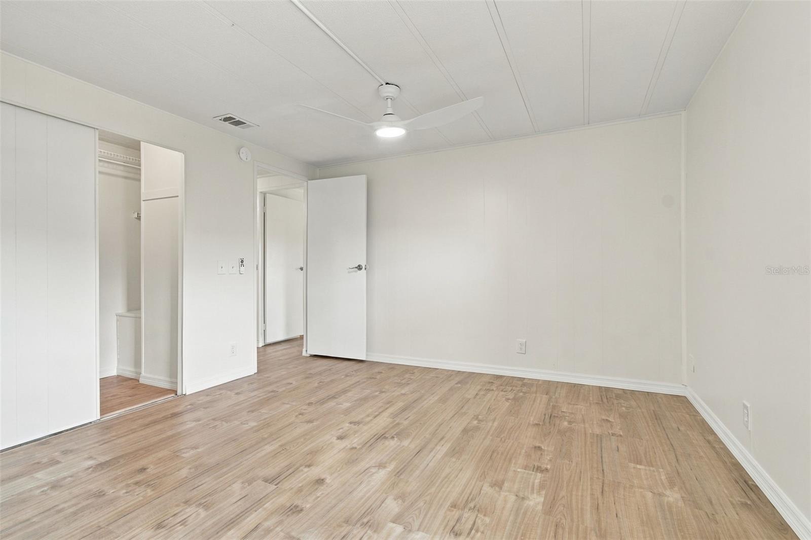 130 Clubview Dr #2 Property Photo 13