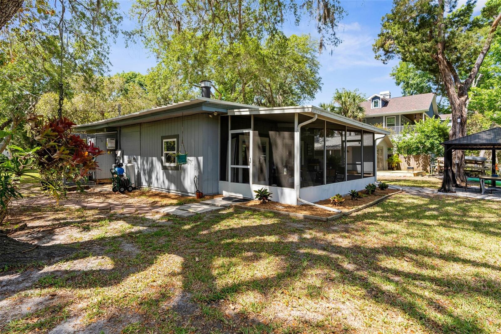 5421 Gay St Property Photo 32