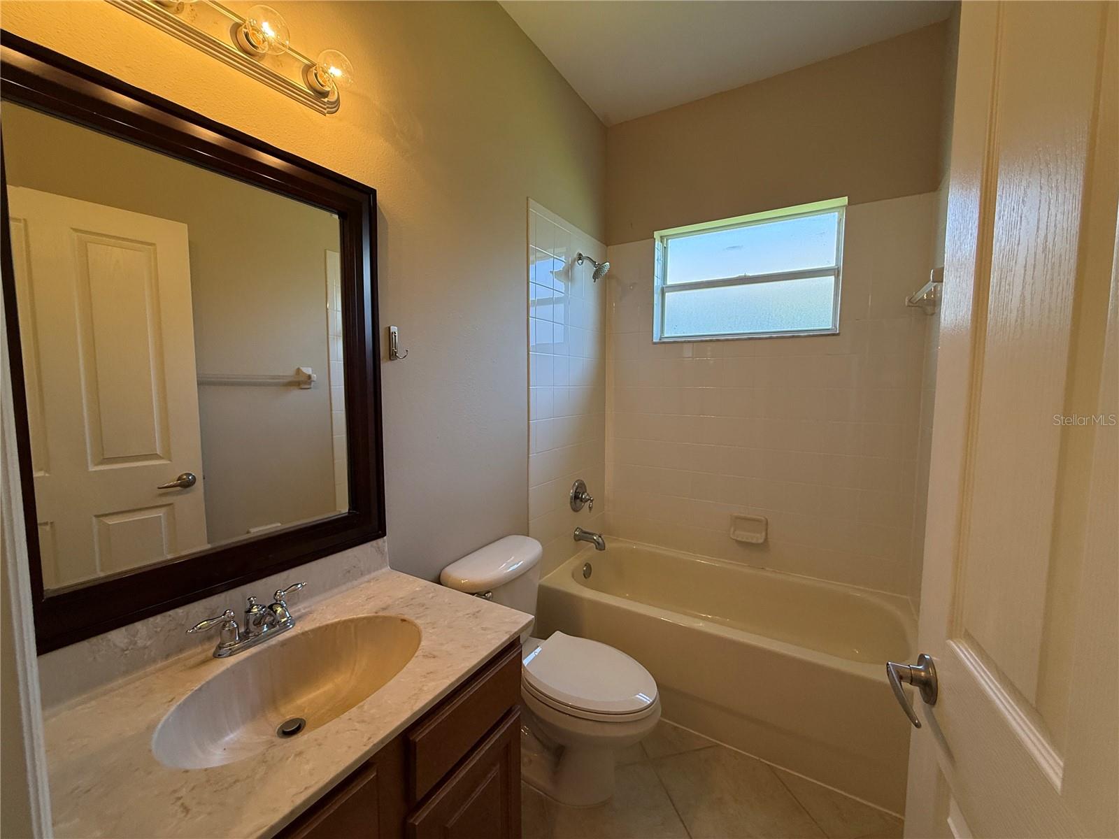 1754 Fircrest Ct Property Photo 20