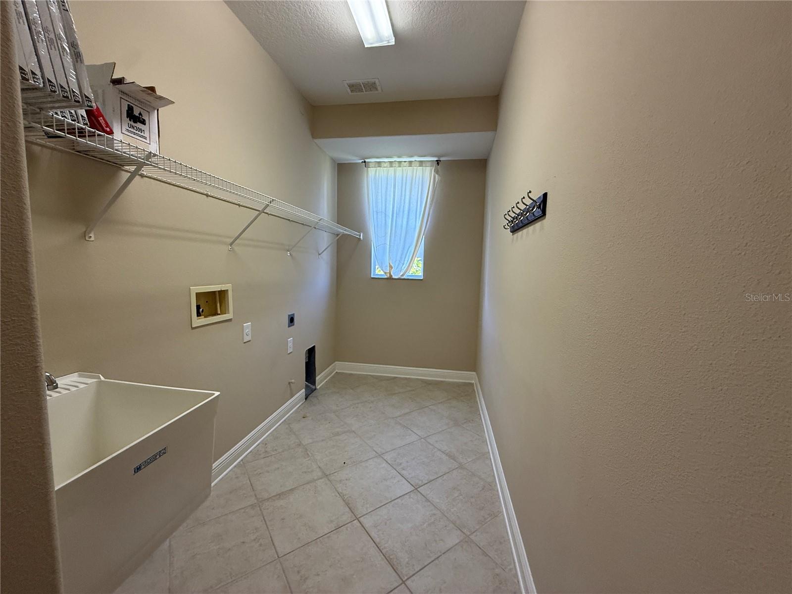 1754 Fircrest Ct Property Photo 43