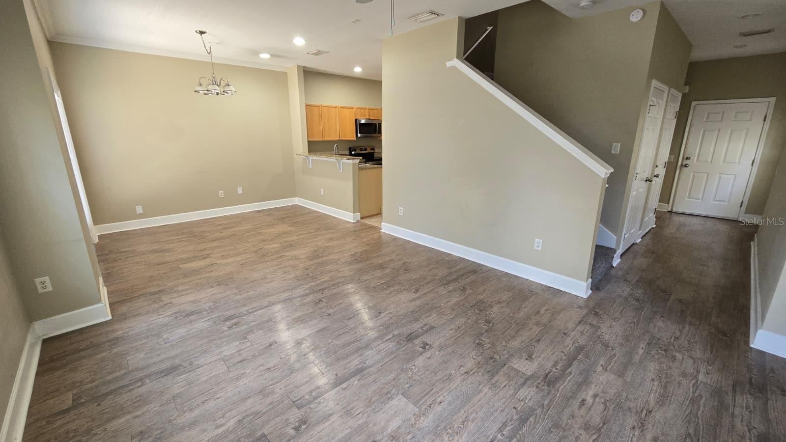 6508 Quiet Pool Ct Property Photo 2