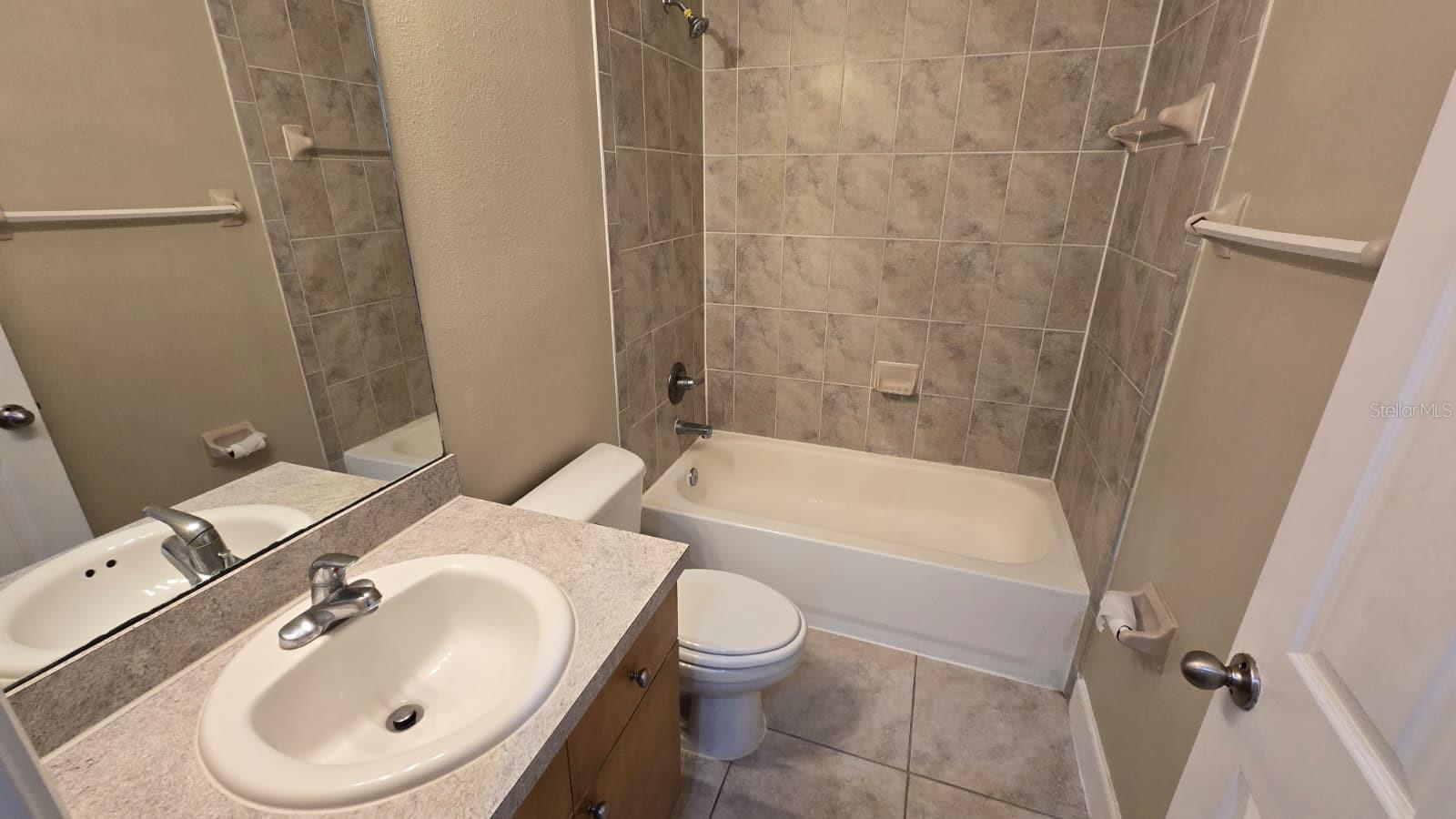6508 Quiet Pool Ct Property Photo 6