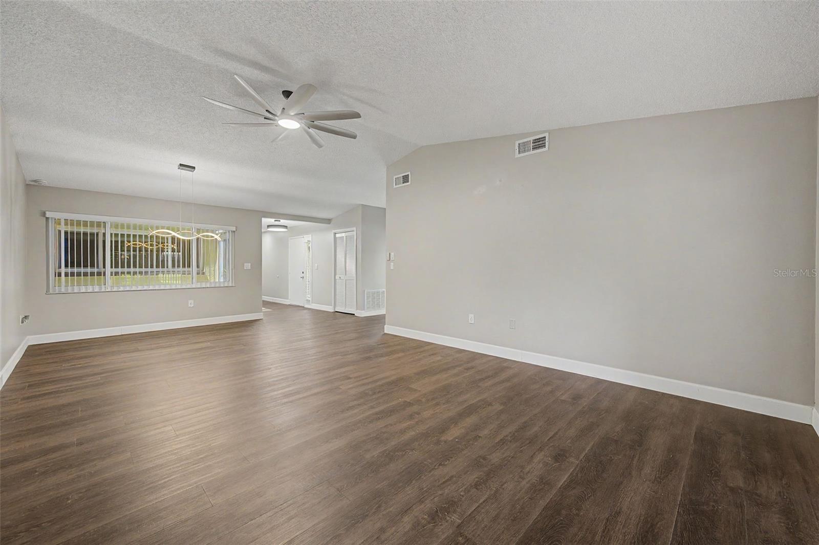 7800 Fairlawn Dr Property Photo 13