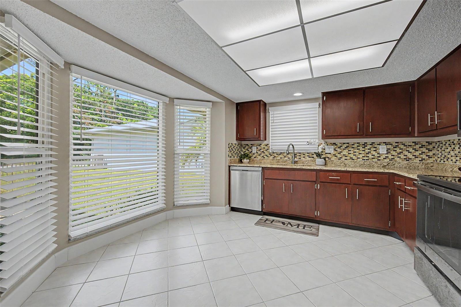 7800 Fairlawn Dr Property Photo 15