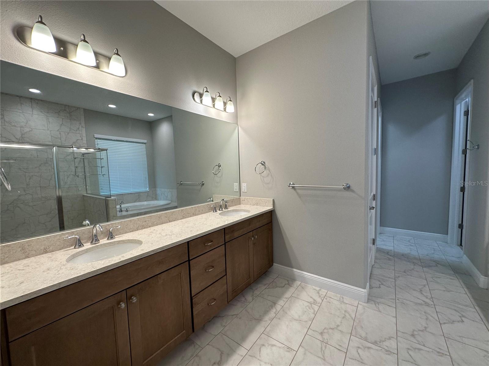 981 Bee Branch Ct Property Photo 12