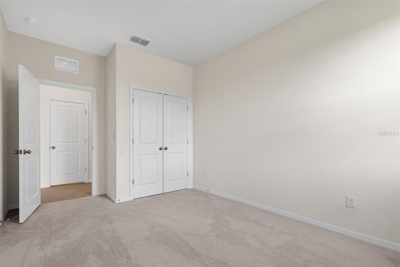 3813 Lively Coral Pl Property Photo 15