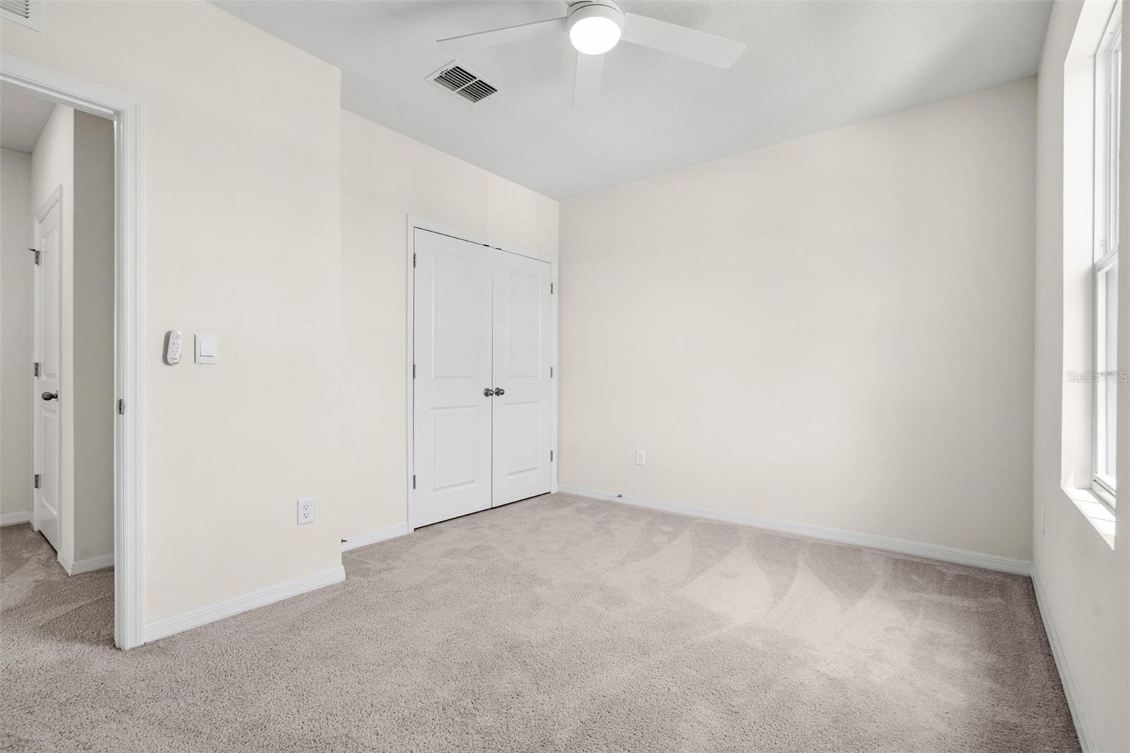 3813 Lively Coral Pl Property Photo 24