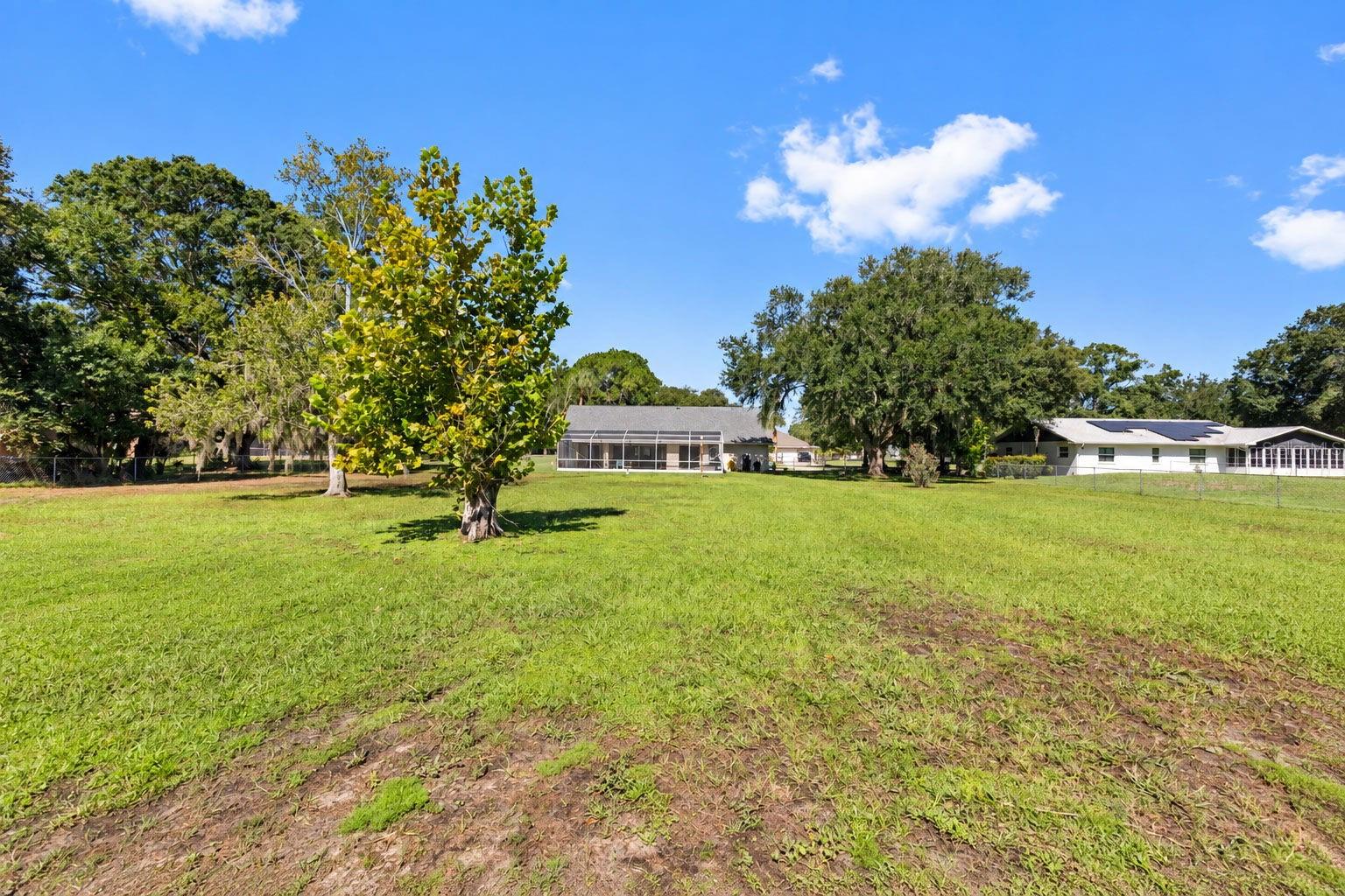 17269 Raintree Rd Property Photo 46