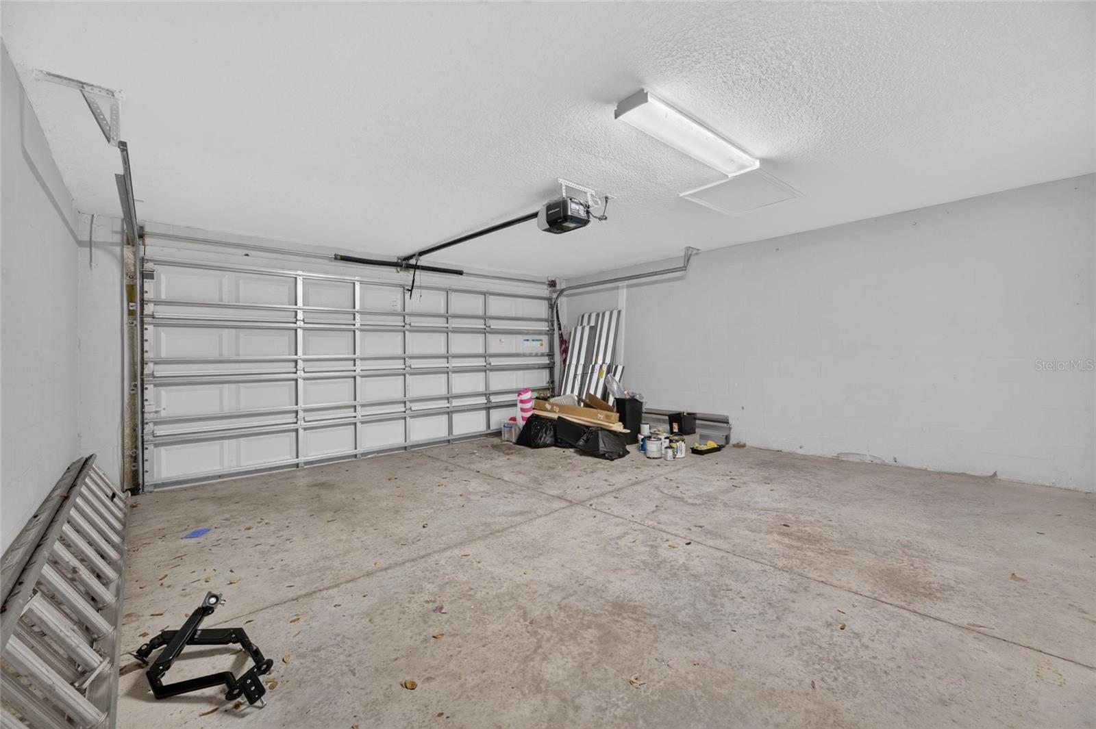 7113 Bowspirit Pl Property Photo 54