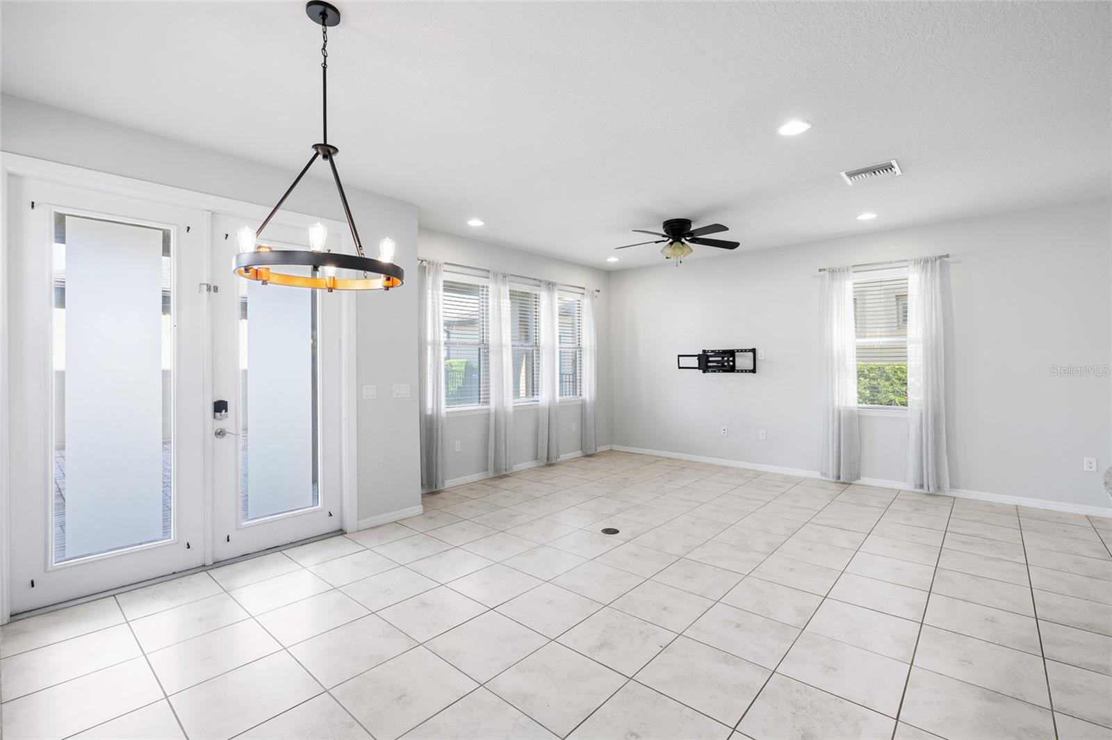 5817 Caldera Ridge Dr Property Photo 16