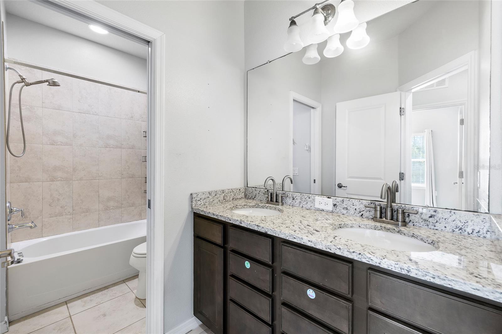 5817 Caldera Ridge Dr Property Photo 35
