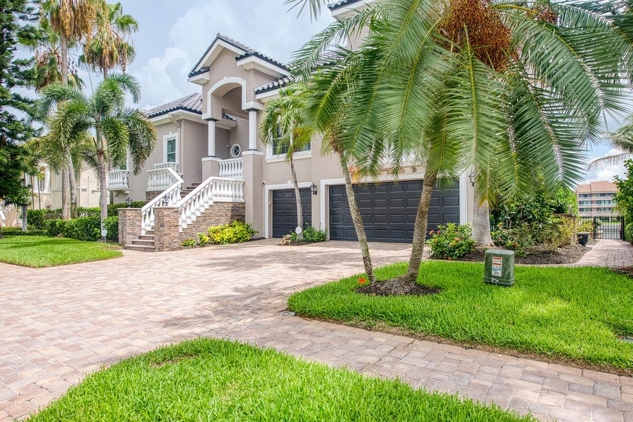 6113 Pasadena Point Blvd Property Photo 4