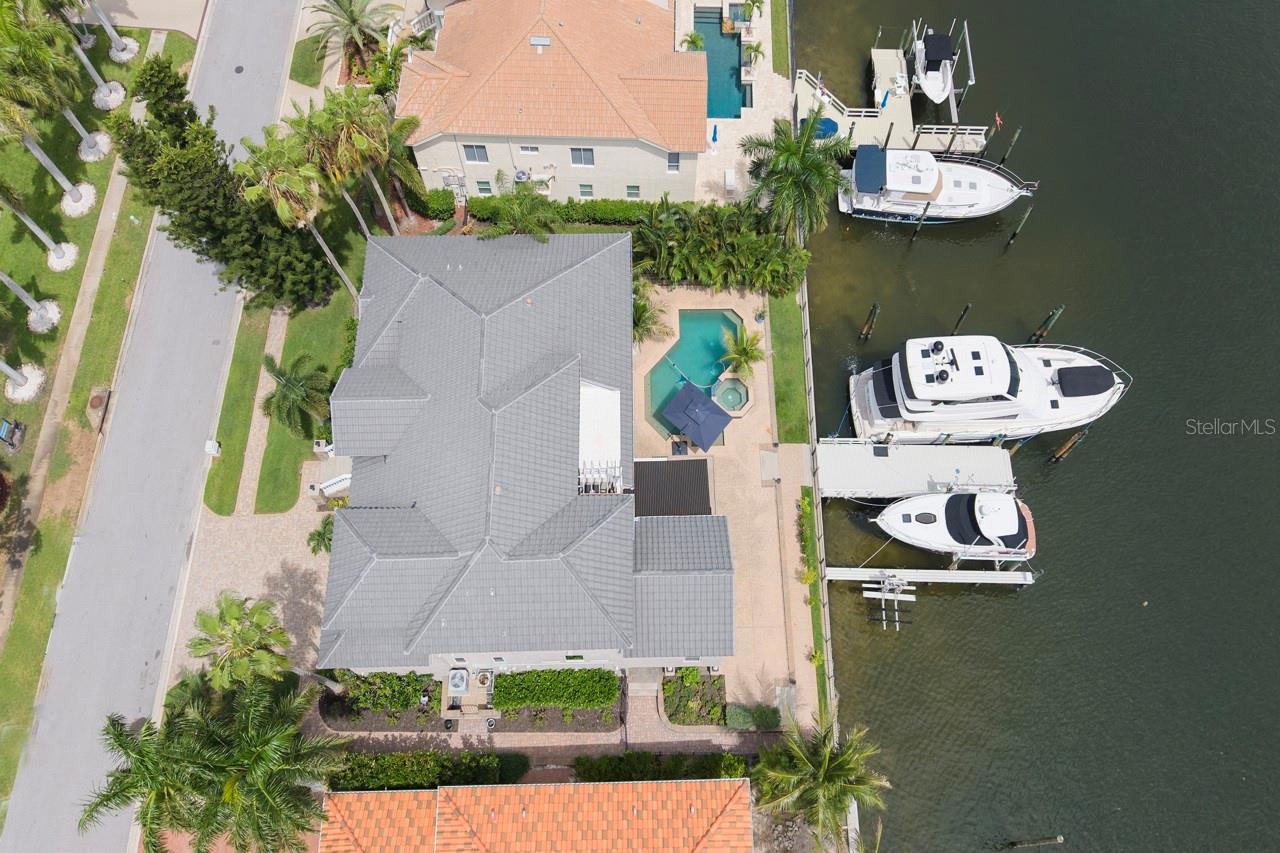 6113 Pasadena Point Blvd Property Photo 6