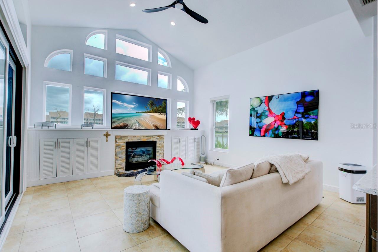 6113 Pasadena Point Blvd Property Photo 41