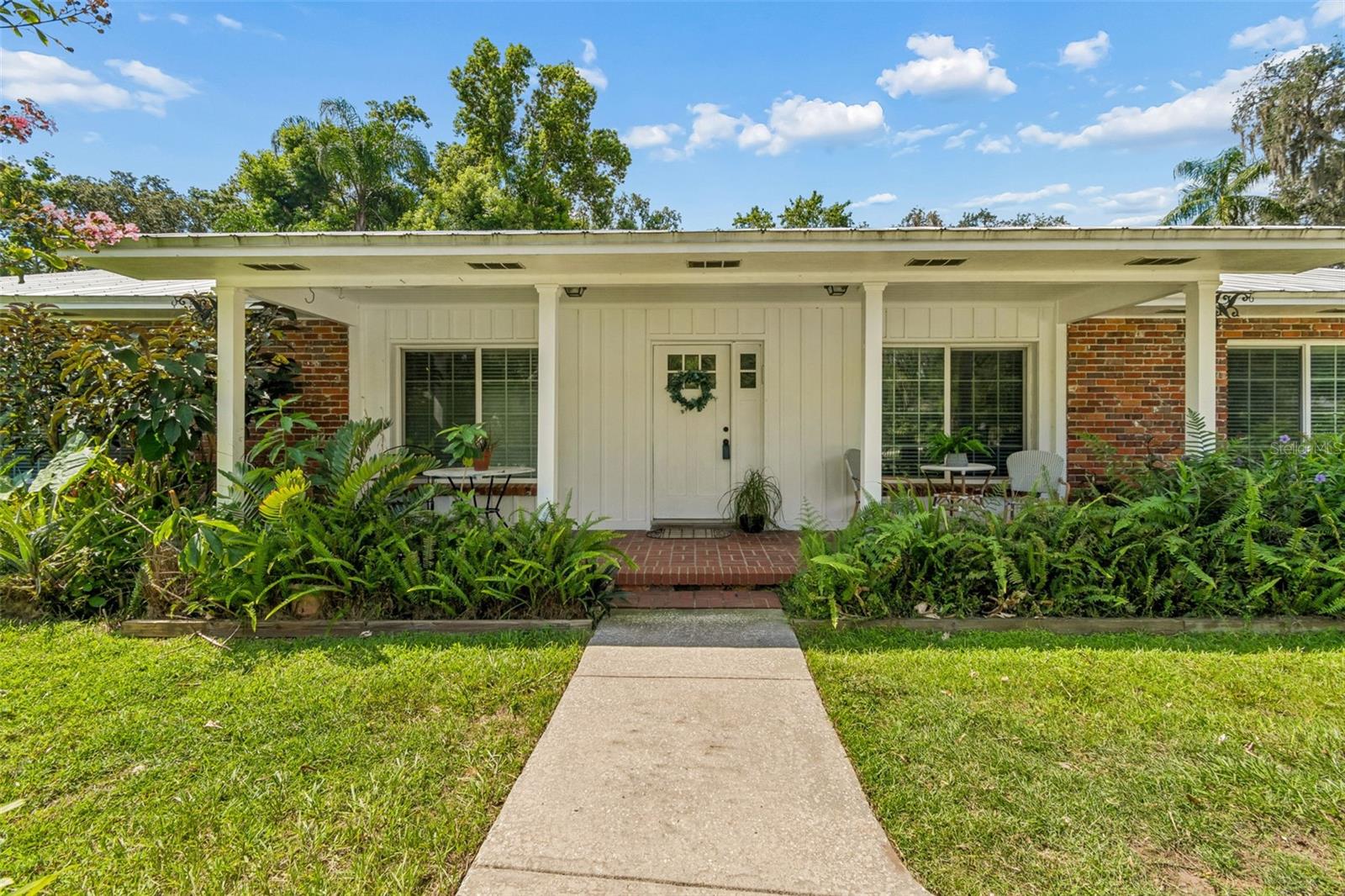 909 Tomlinson Dr Property Photo 3