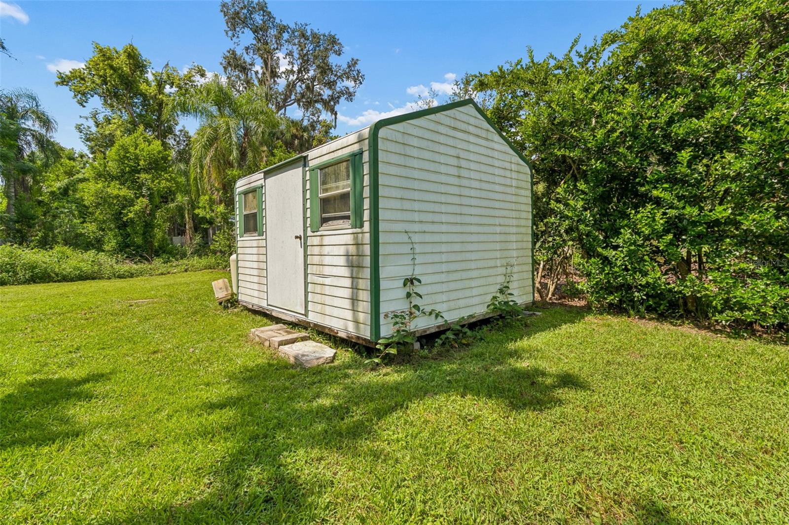 909 Tomlinson Dr Property Photo 60