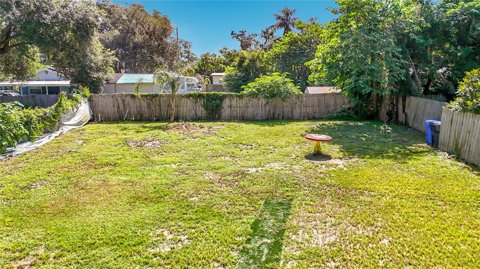 11707 Carver St Property Photo 7