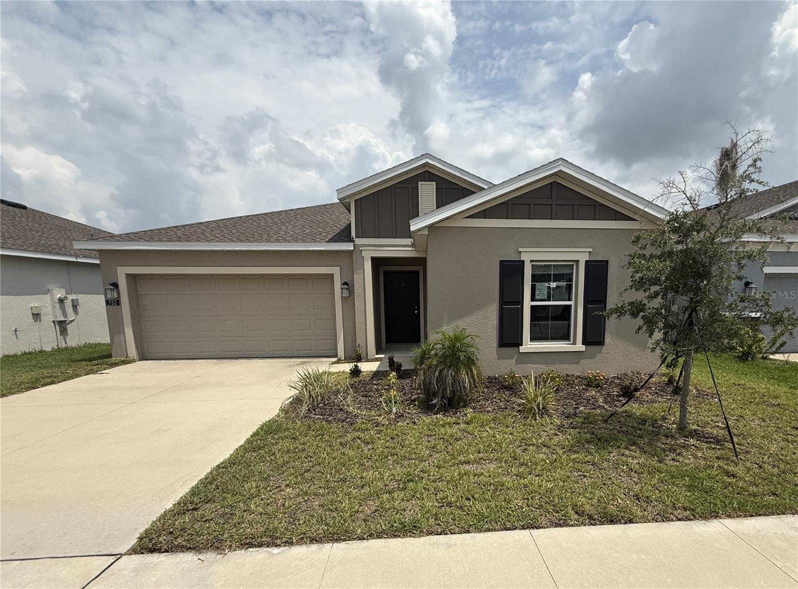 752 Trotters Dr Property Photo