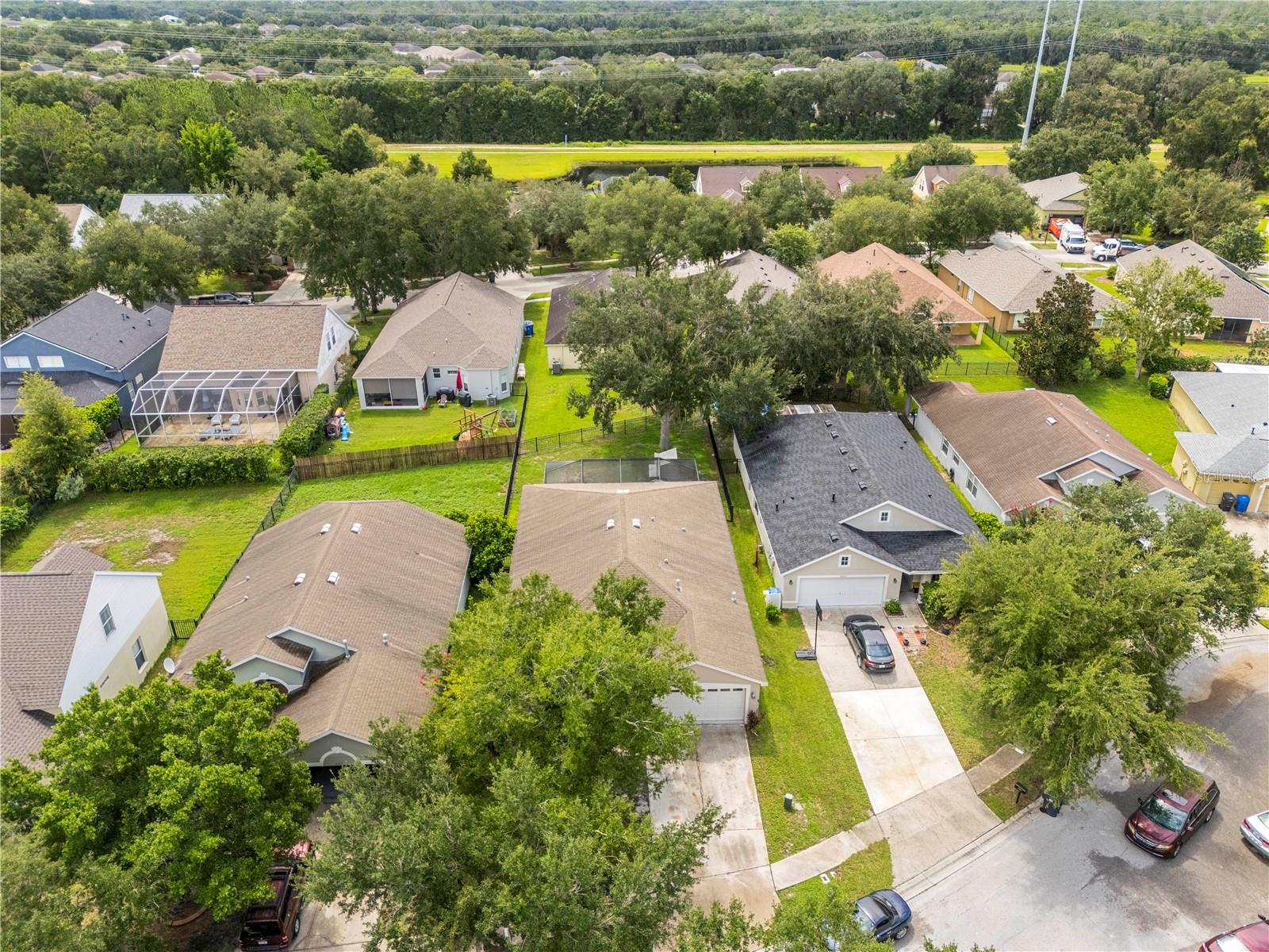 16309 Bridgeglade Ln Property Photo 3