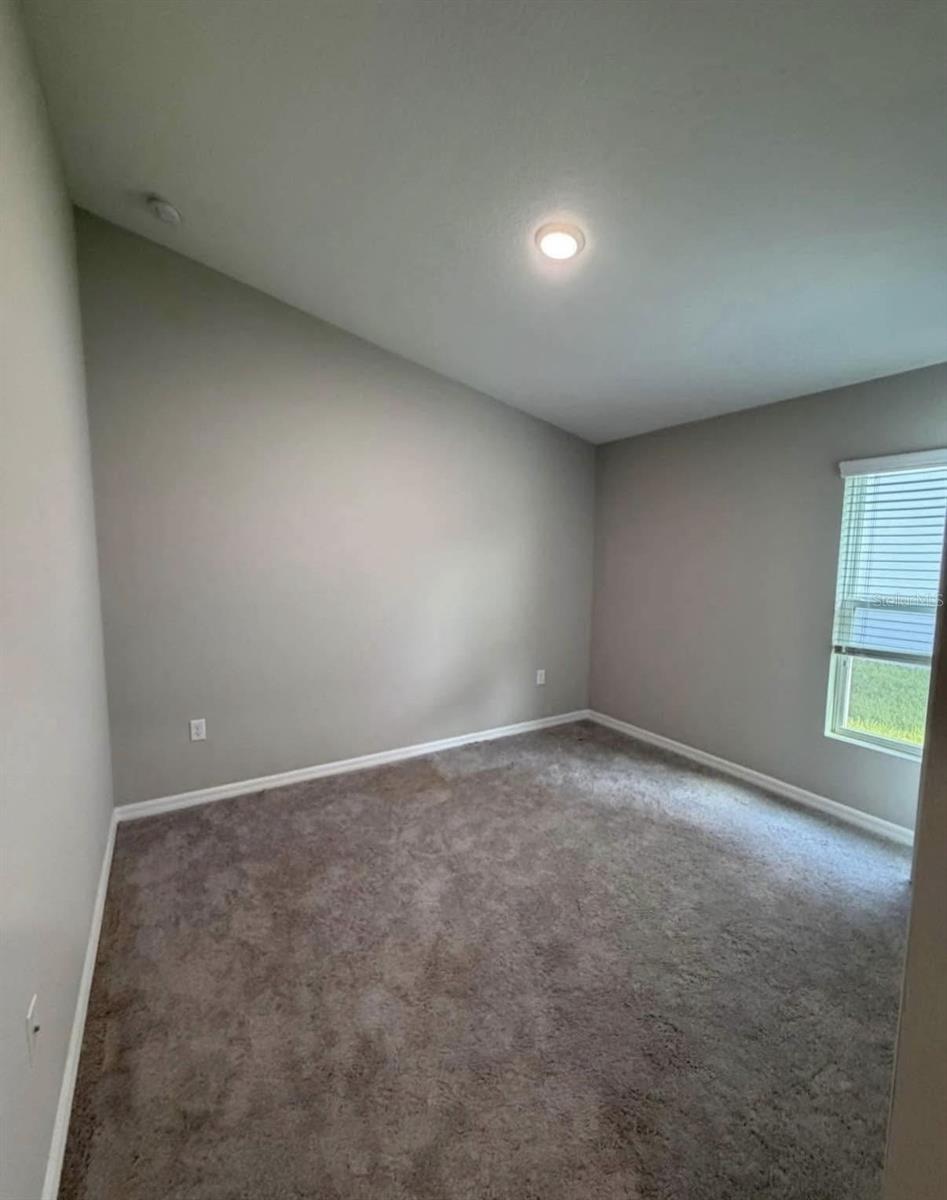 TB8538096 Property Photo 8