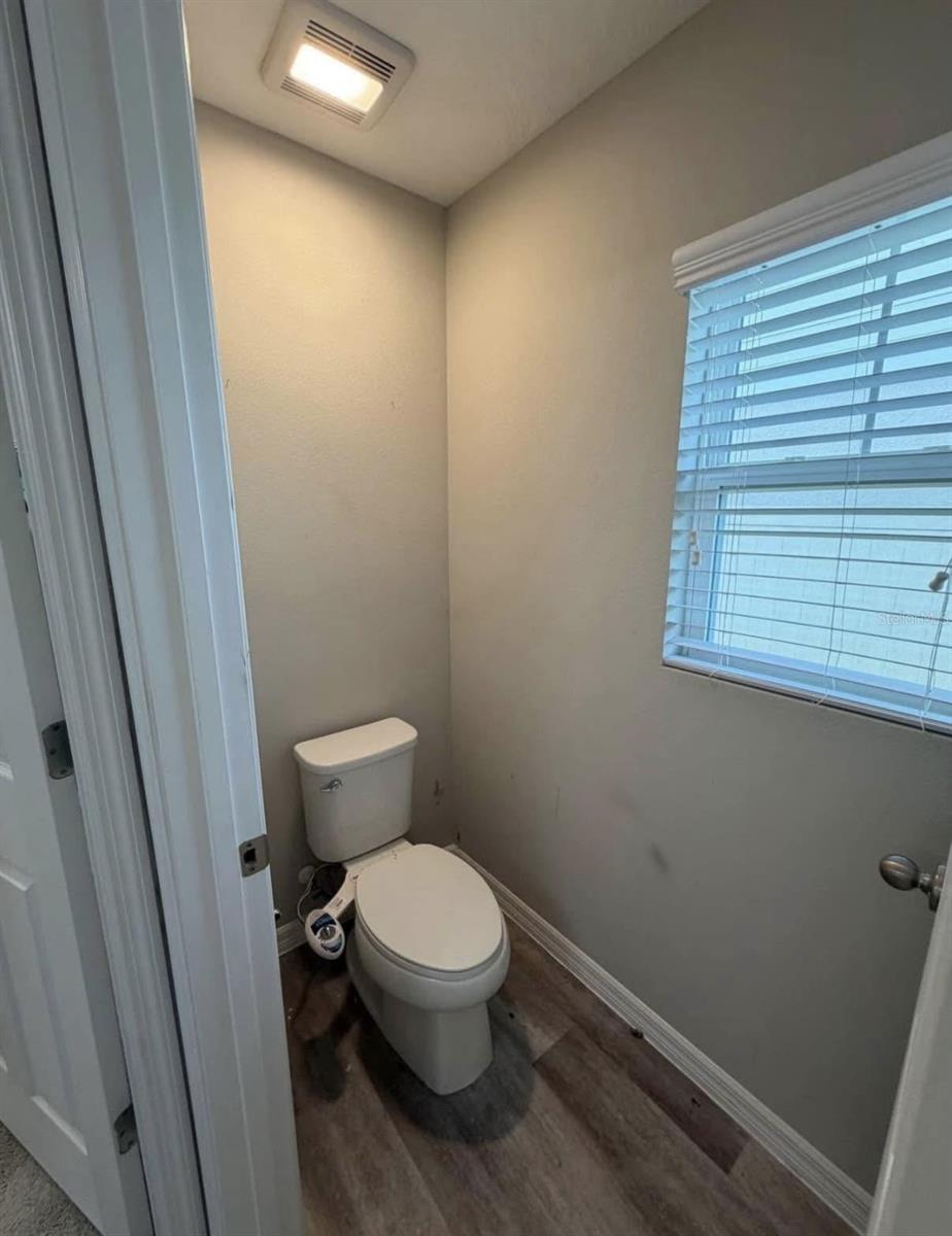 TB8538096 Property Photo 19