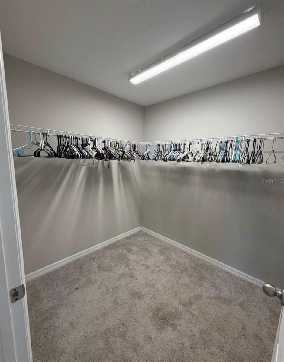 TB8538096 Property Photo 20