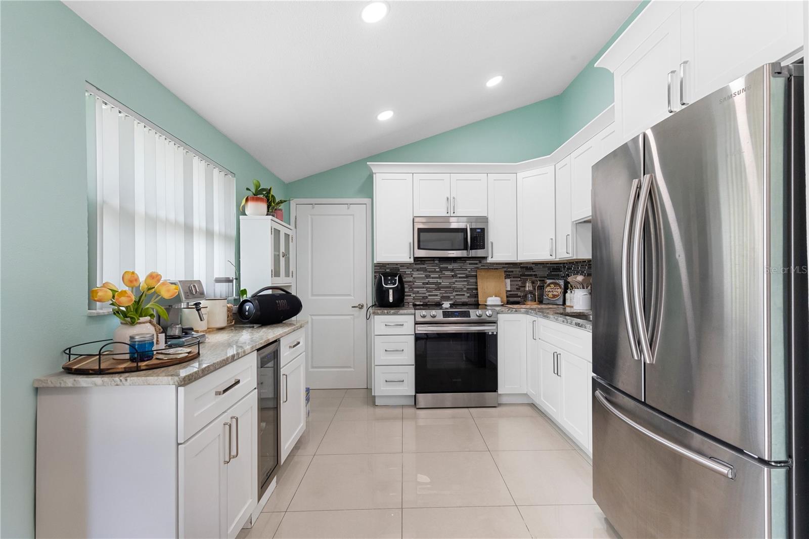 10112 Enchanted Oaks Ct Property Photo 19