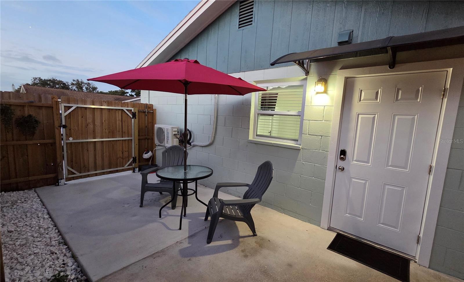 10112 Enchanted Oaks Ct Property Photo 26