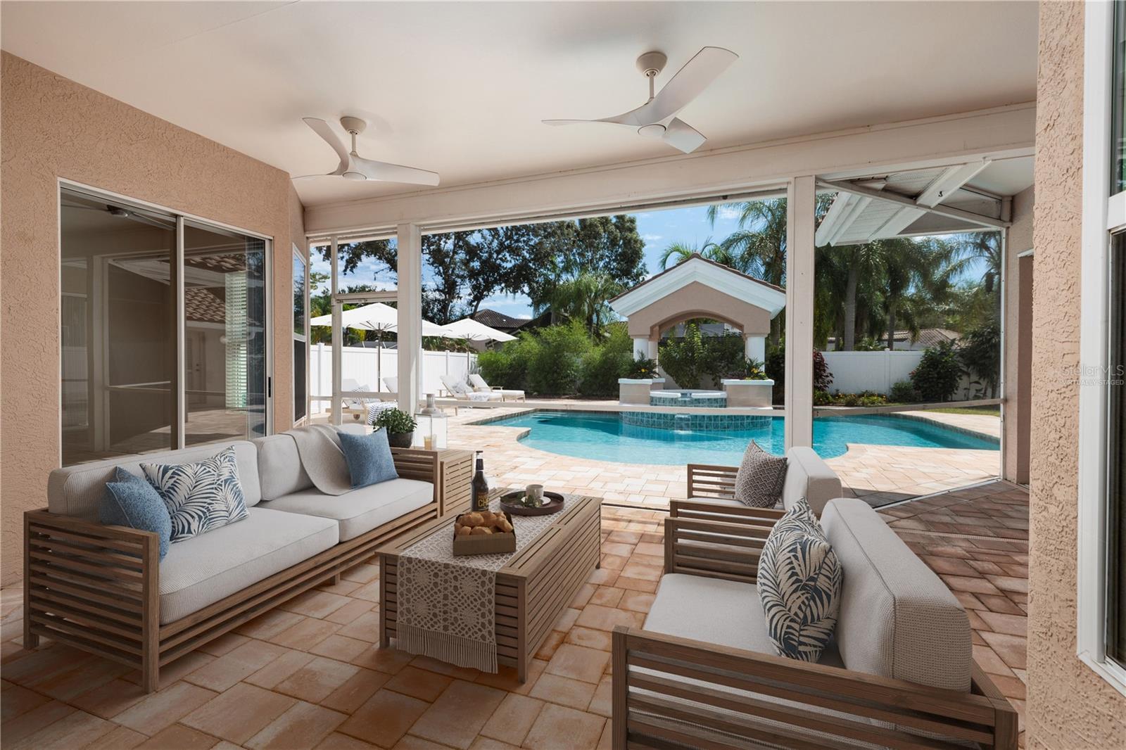 1723 Captiva Dr Property Photo 34
