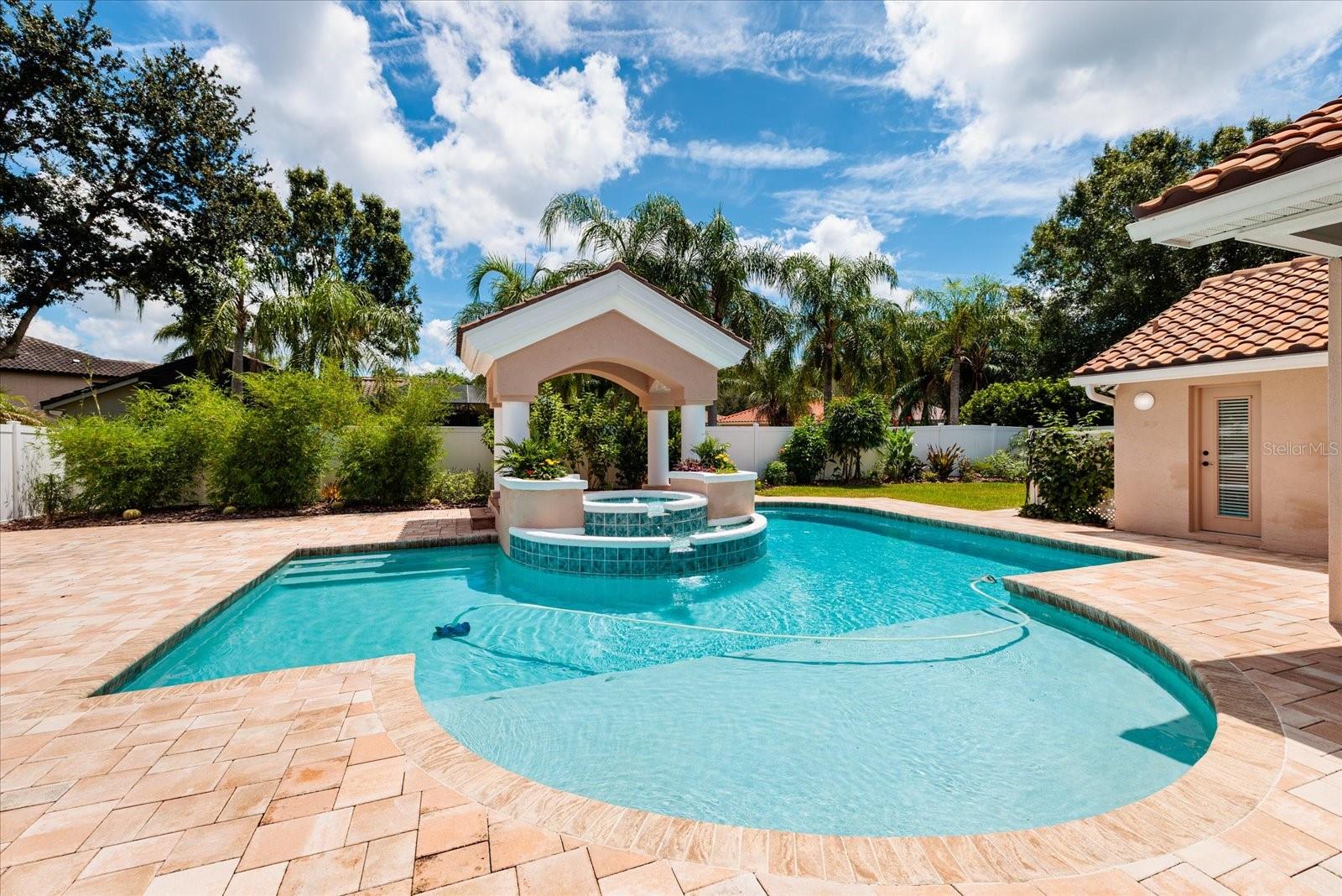 1723 Captiva Dr Property Photo 37