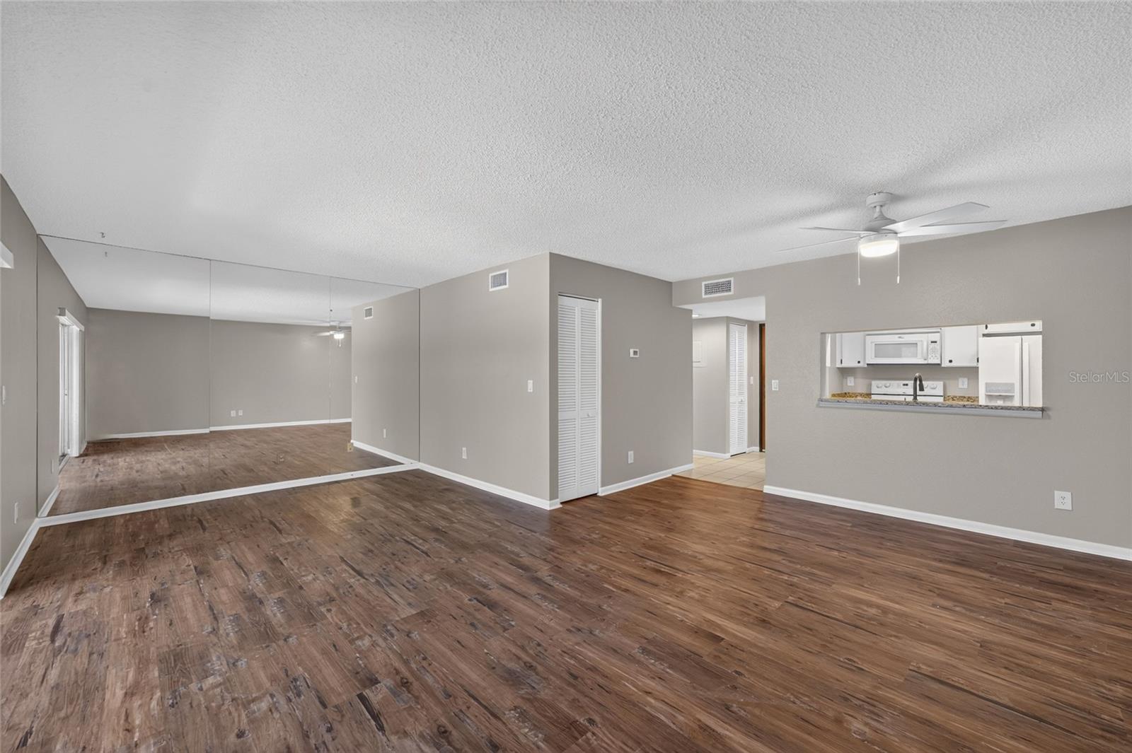 2581 Countryside Blvd #2210 Property Photo 20
