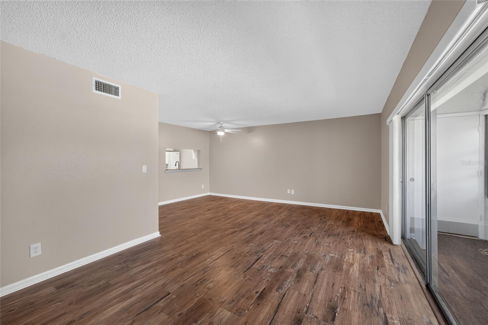 2581 Countryside Blvd #2210 Property Photo 22