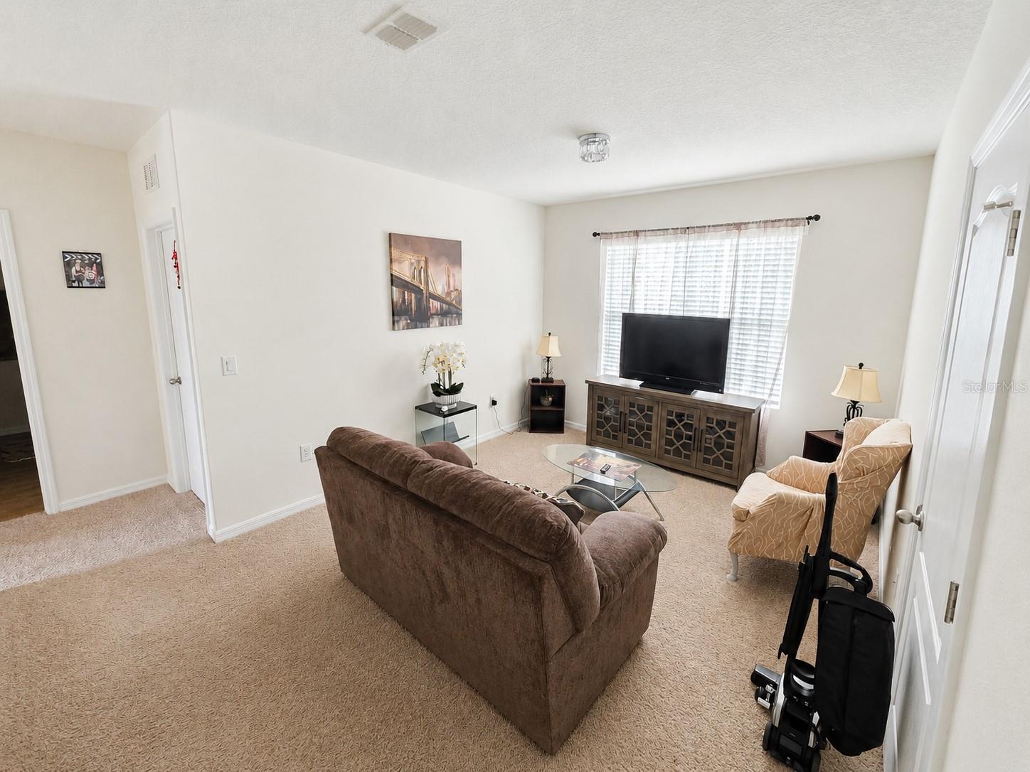 706 Peyton Brooke Way Property Photo 4