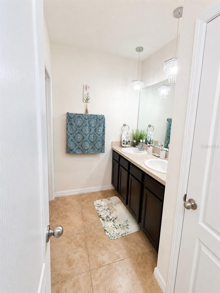 706 Peyton Brooke Way Property Photo 7