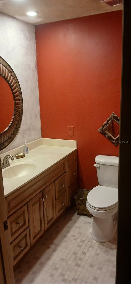 855 N Ridgewood Ave Property Photo 11