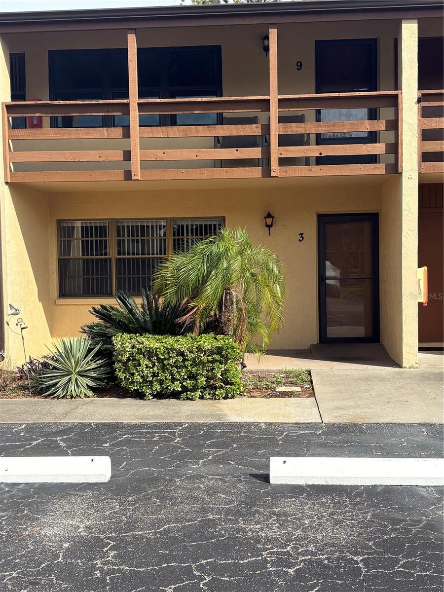 9 Quails Run Blvd #3 Property Photo 2