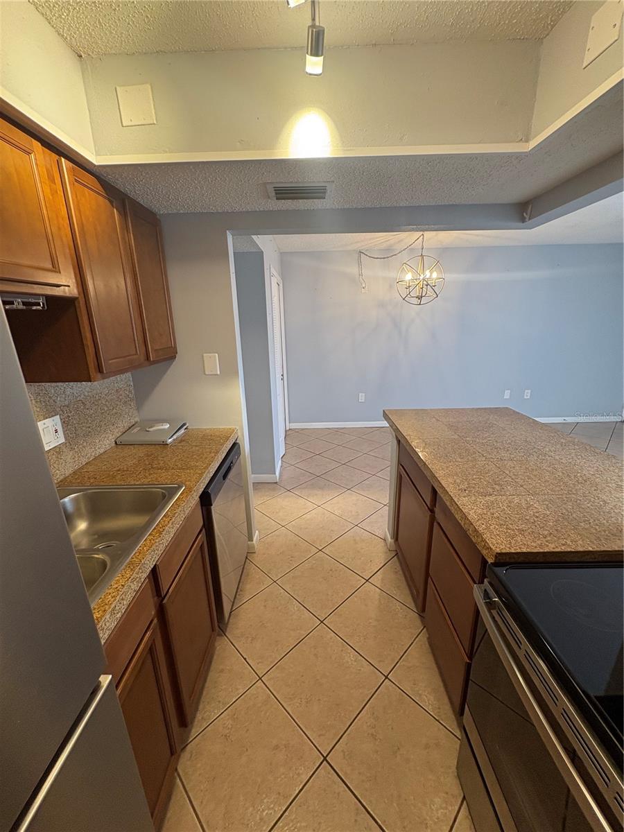 9 Quails Run Blvd #3 Property Photo 6