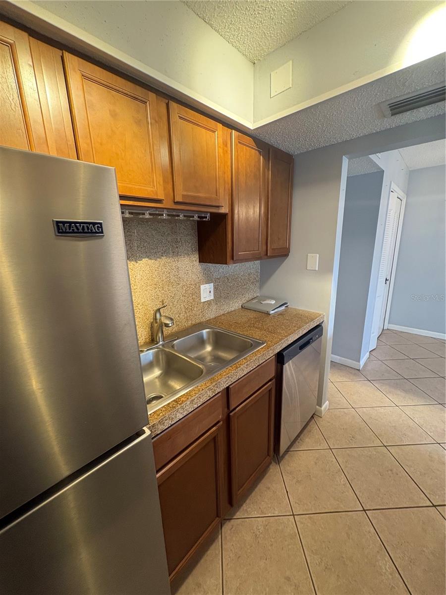 9 Quails Run Blvd #3 Property Photo 7