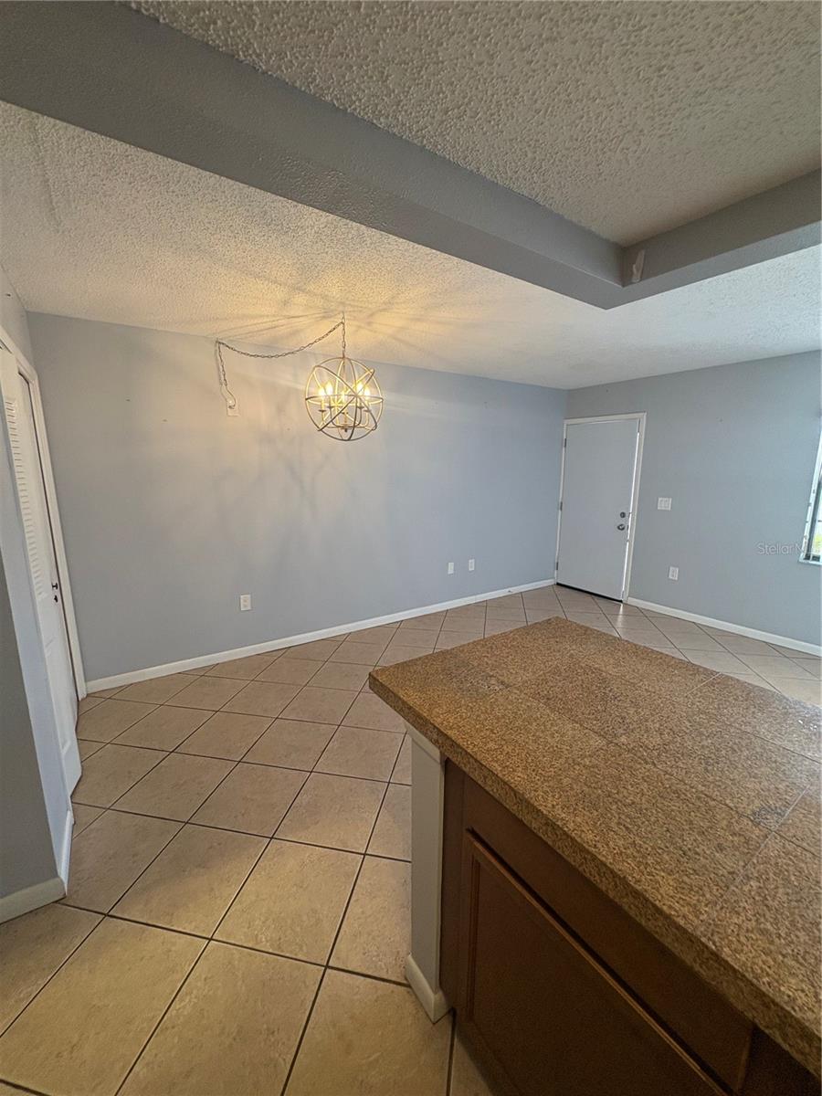 9 Quails Run Blvd #3 Property Photo 8
