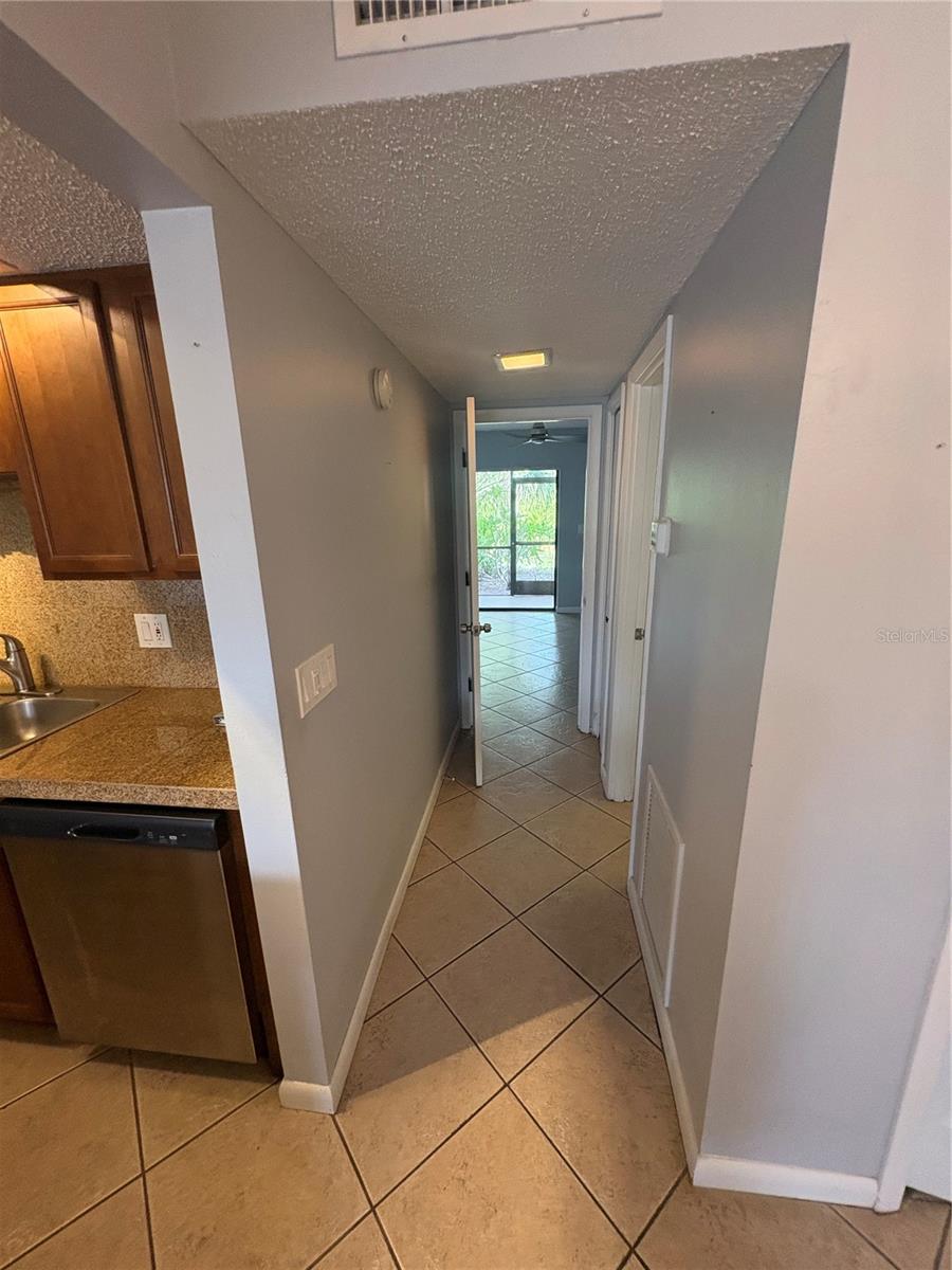 9 Quails Run Blvd #3 Property Photo 15