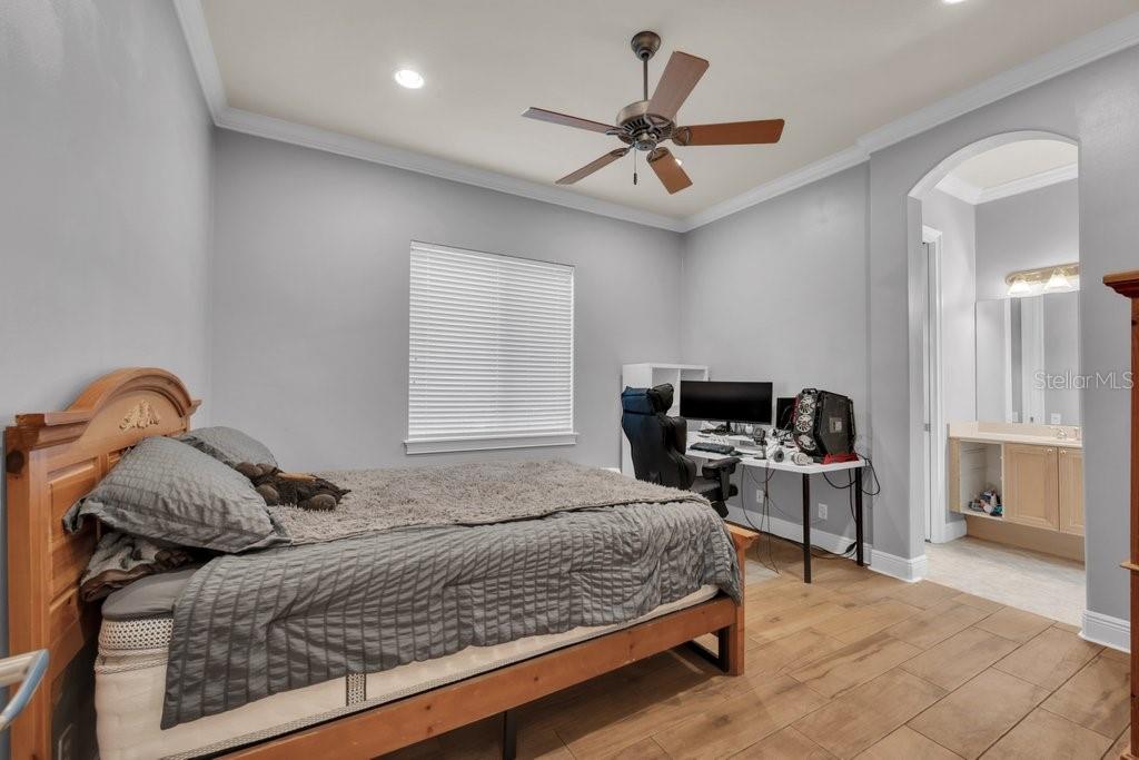 6217 Kingbird Manor Dr Property Photo 47