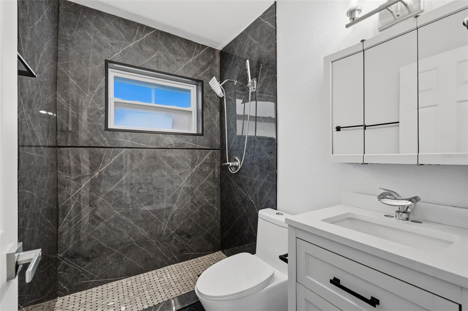 7377 Royal Palm Dr Property Photo 26