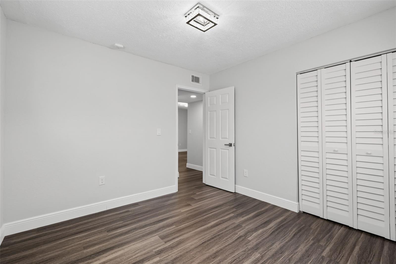 7377 Royal Palm Dr Property Photo 28