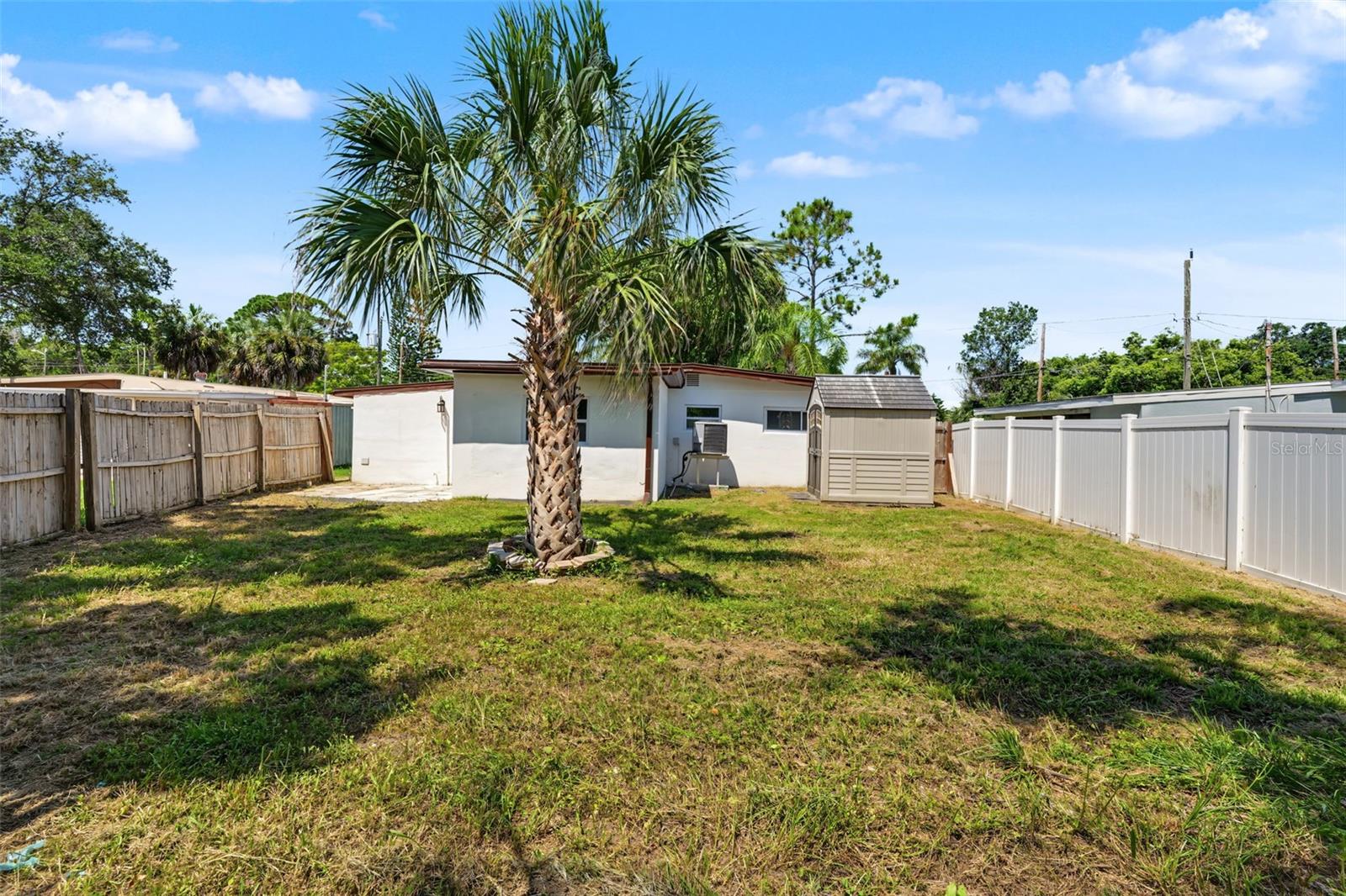 7377 Royal Palm Dr Property Photo 31